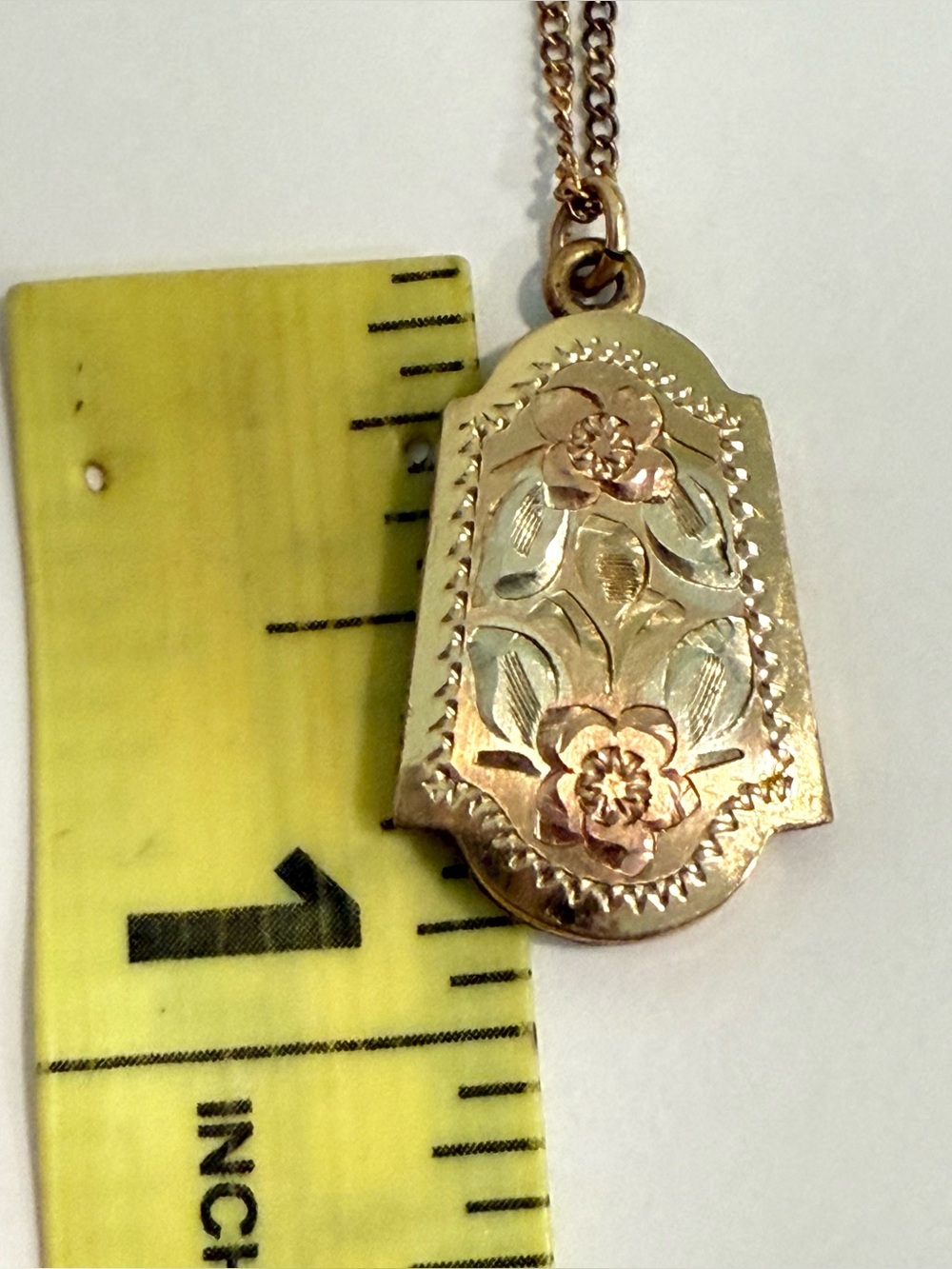Vintage Gold Filled Etched Floral Flower Locket Necklace - Picture 13 of 13